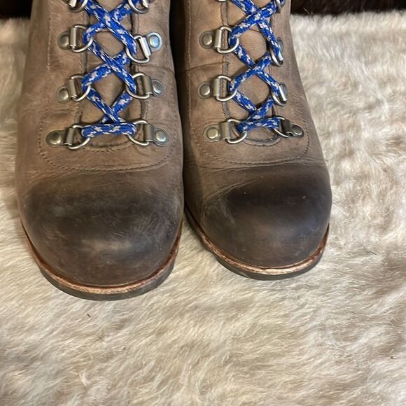 Sorel booties 11 (3050) - Picture 2 of 10